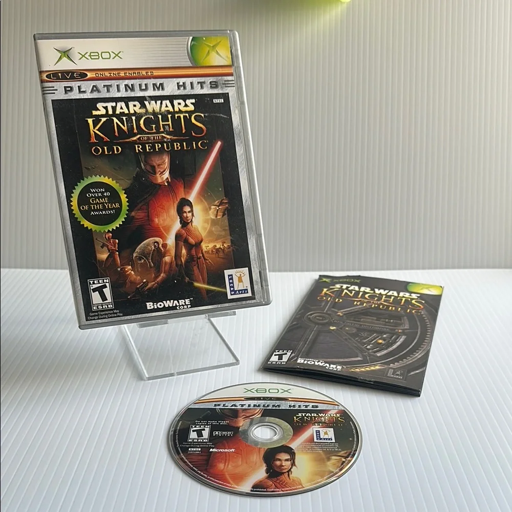 Pre-Owned Star Wars: Knights of the Old Republic with Manual